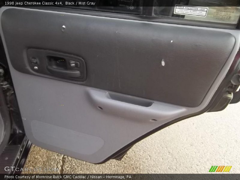 Black / Mist Gray 1998 Jeep Cherokee Classic 4x4