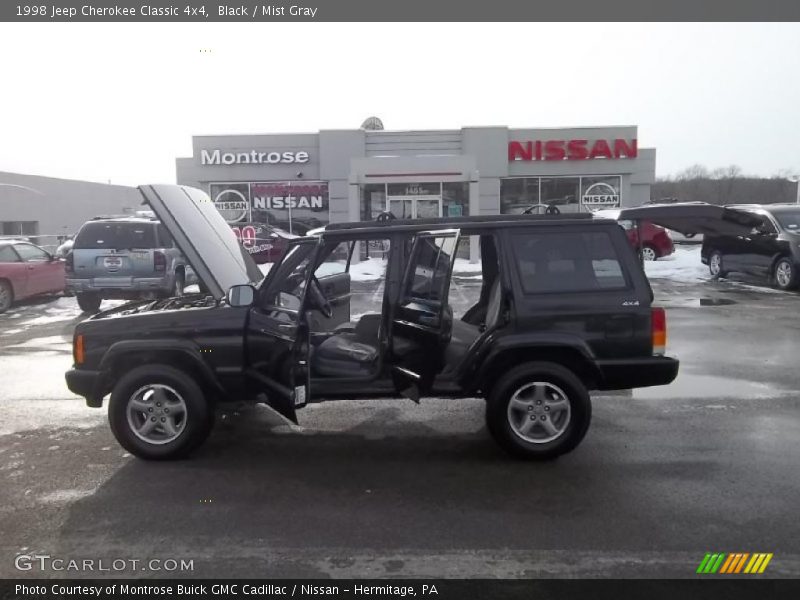 Black / Mist Gray 1998 Jeep Cherokee Classic 4x4