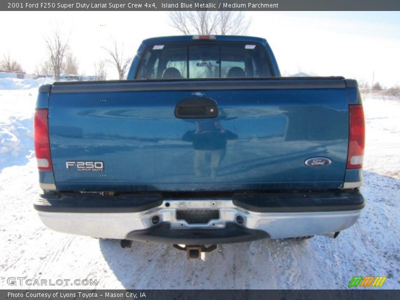 Island Blue Metallic / Medium Parchment 2001 Ford F250 Super Duty Lariat Super Crew 4x4