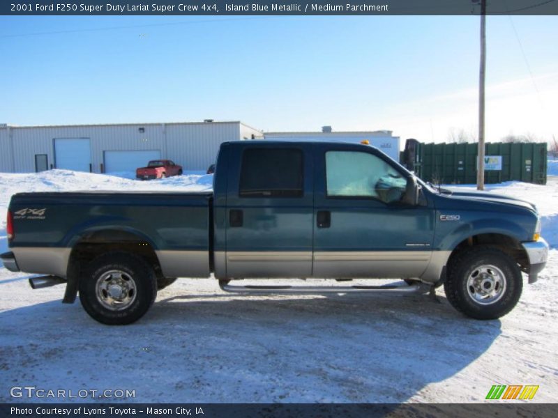 Island Blue Metallic / Medium Parchment 2001 Ford F250 Super Duty Lariat Super Crew 4x4