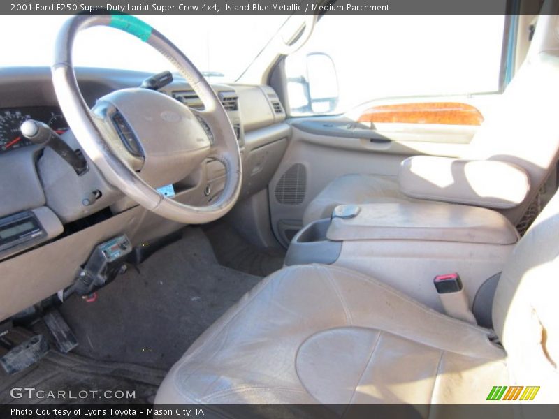 Island Blue Metallic / Medium Parchment 2001 Ford F250 Super Duty Lariat Super Crew 4x4
