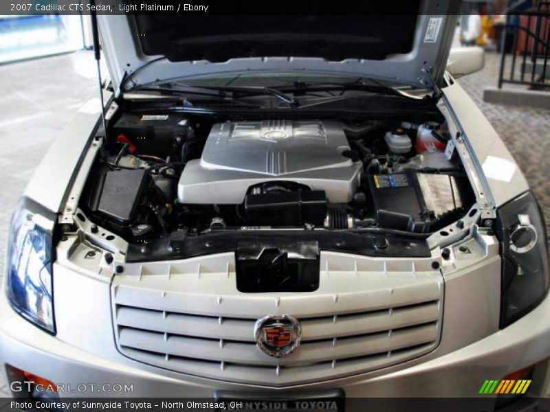 Light Platinum / Ebony 2007 Cadillac CTS Sedan