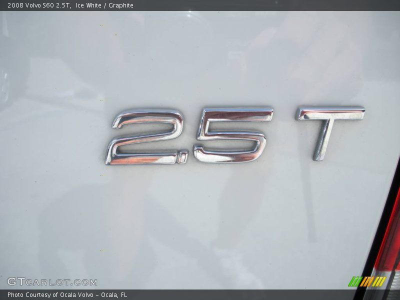 Ice White / Graphite 2008 Volvo S60 2.5T