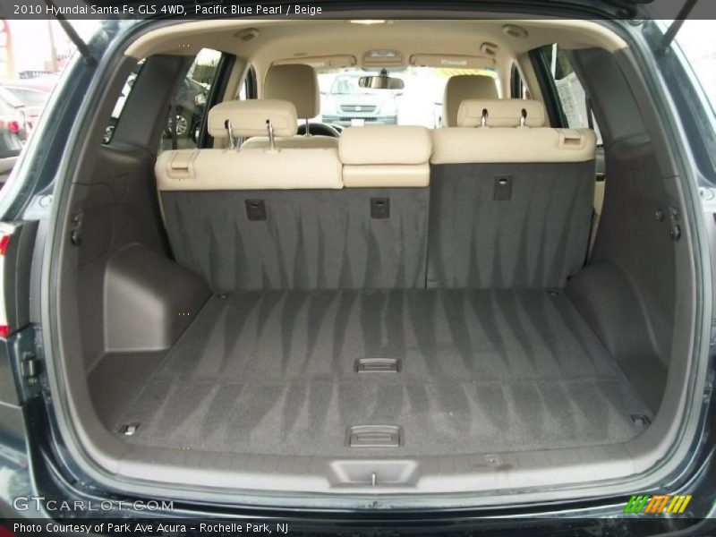 Pacific Blue Pearl / Beige 2010 Hyundai Santa Fe GLS 4WD
