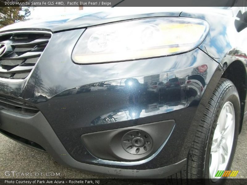 Pacific Blue Pearl / Beige 2010 Hyundai Santa Fe GLS 4WD