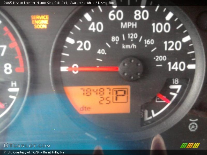 Avalanche White / Nismo Blue 2005 Nissan Frontier Nismo King Cab 4x4