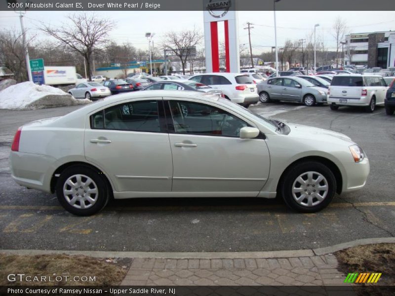 Dover White Pearl / Beige 2006 Mitsubishi Galant ES