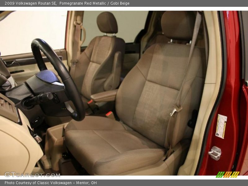 Pomegranate Red Metallic / Gobi Beige 2009 Volkswagen Routan SE