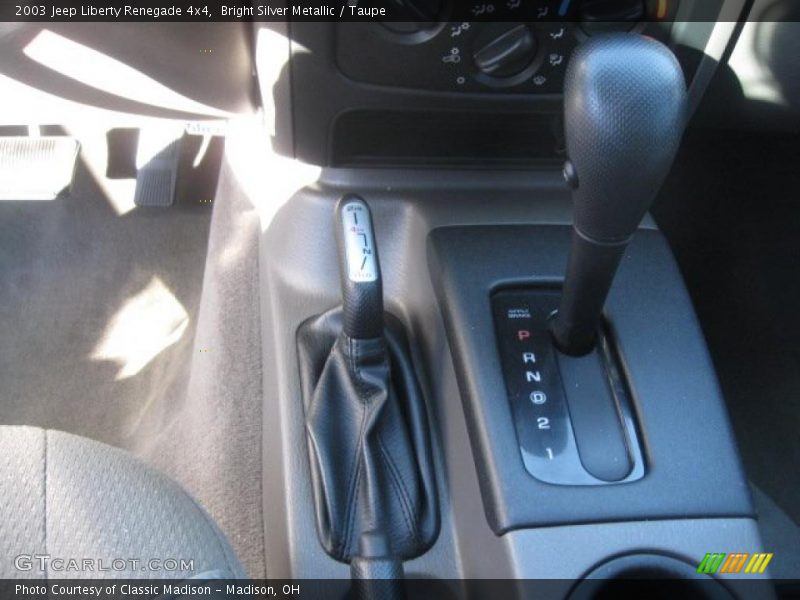 Bright Silver Metallic / Taupe 2003 Jeep Liberty Renegade 4x4