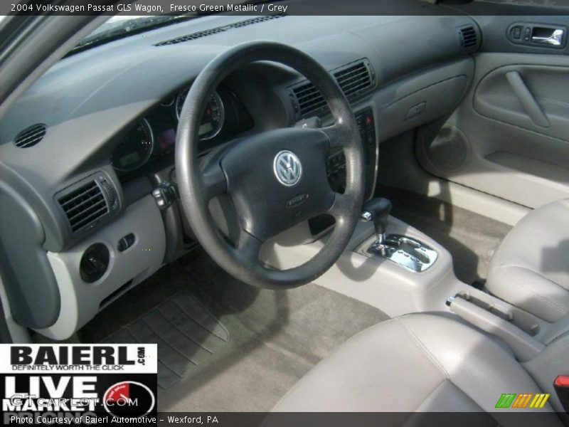 Fresco Green Metallic / Grey 2004 Volkswagen Passat GLS Wagon