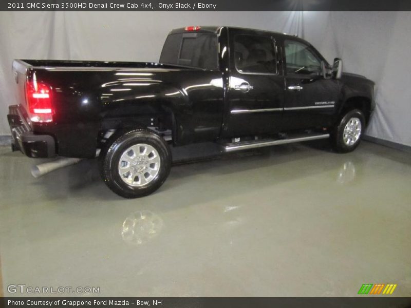 Onyx Black / Ebony 2011 GMC Sierra 3500HD Denali Crew Cab 4x4