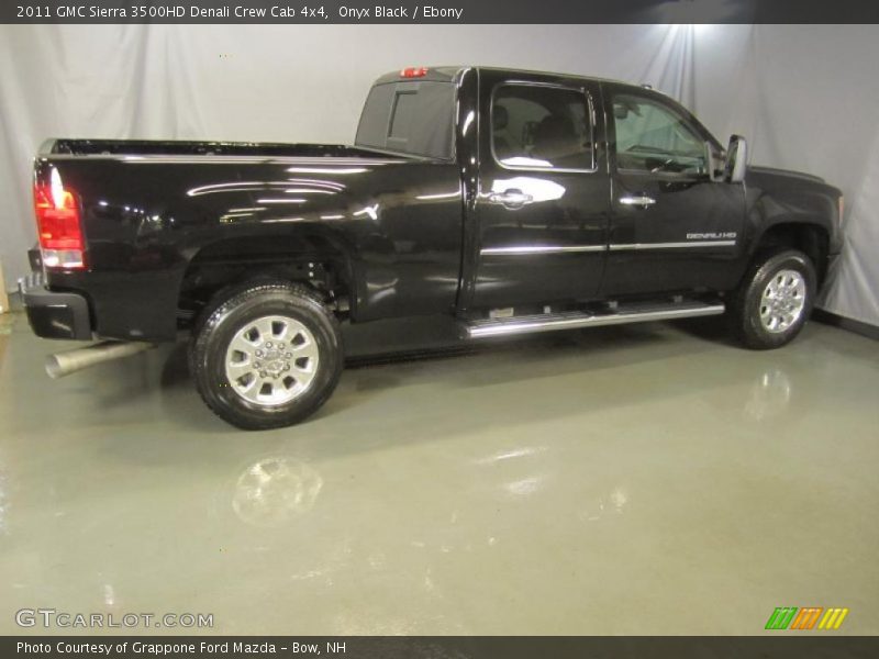 Onyx Black / Ebony 2011 GMC Sierra 3500HD Denali Crew Cab 4x4