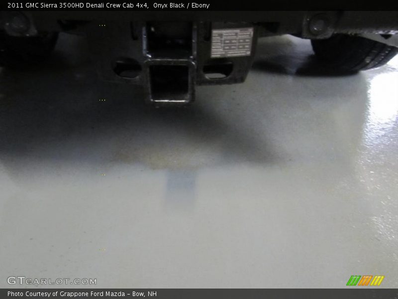 Onyx Black / Ebony 2011 GMC Sierra 3500HD Denali Crew Cab 4x4
