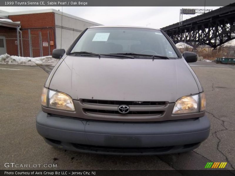 Sable Pearl / Oak Beige 1999 Toyota Sienna CE
