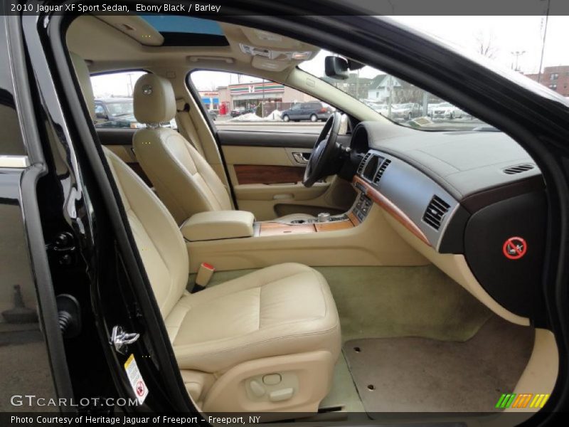  2010 XF Sport Sedan Barley Interior