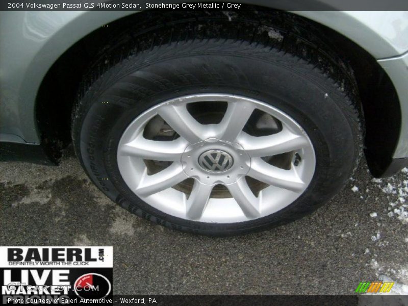 Stonehenge Grey Metallic / Grey 2004 Volkswagen Passat GLS 4Motion Sedan