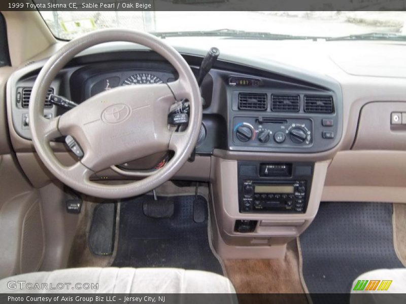 Sable Pearl / Oak Beige 1999 Toyota Sienna CE