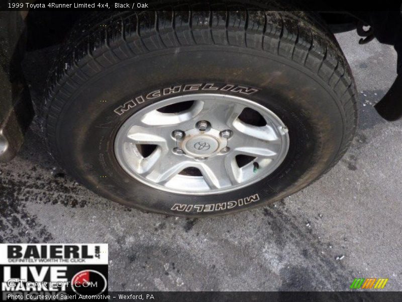 Black / Oak 1999 Toyota 4Runner Limited 4x4