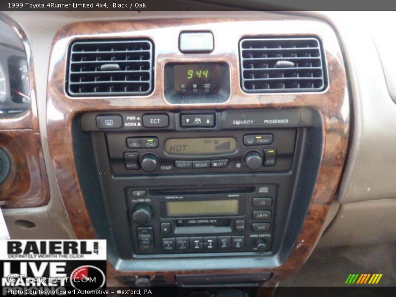 Black / Oak 1999 Toyota 4Runner Limited 4x4