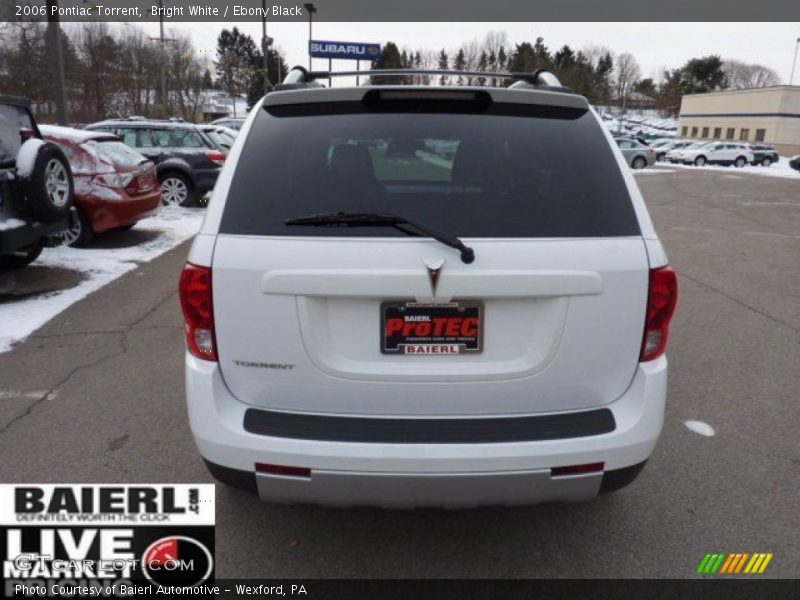 Bright White / Ebony Black 2006 Pontiac Torrent