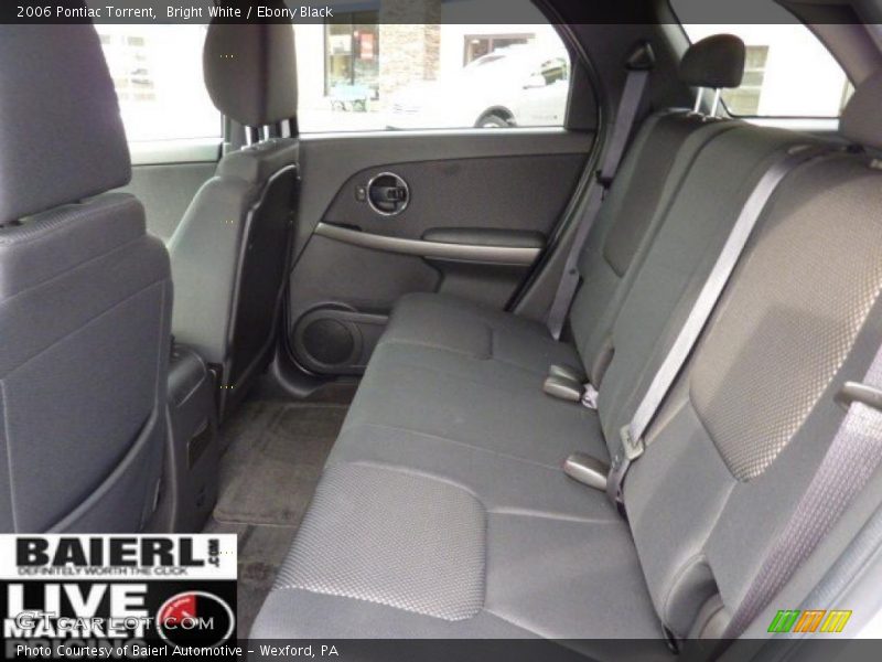 Bright White / Ebony Black 2006 Pontiac Torrent