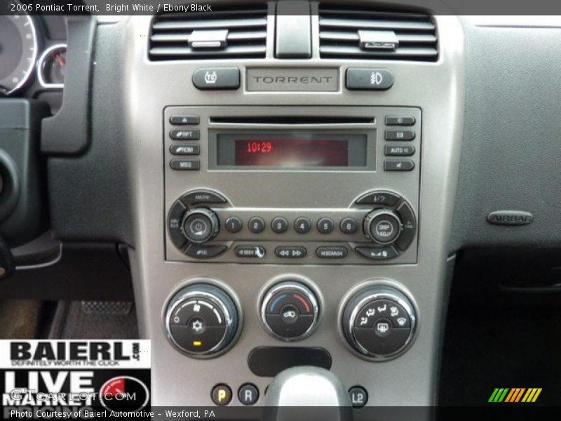 Bright White / Ebony Black 2006 Pontiac Torrent