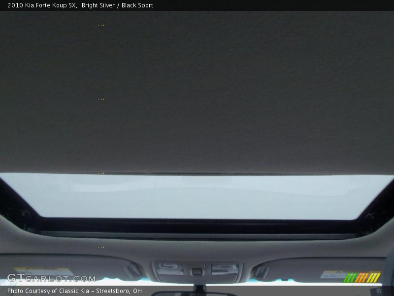 Bright Silver / Black Sport 2010 Kia Forte Koup SX