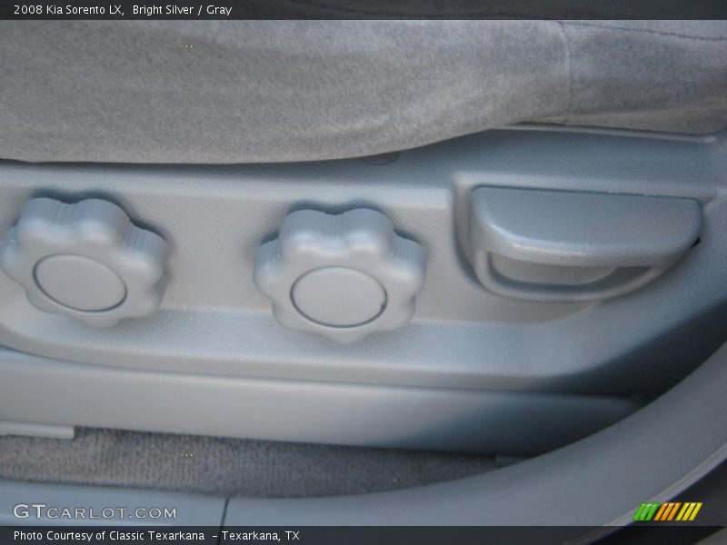 Bright Silver / Gray 2008 Kia Sorento LX