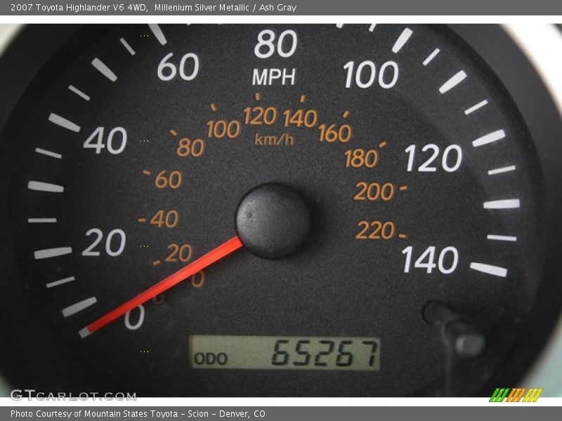 Millenium Silver Metallic / Ash Gray 2007 Toyota Highlander V6 4WD