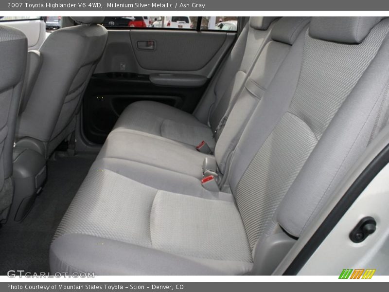 Millenium Silver Metallic / Ash Gray 2007 Toyota Highlander V6 4WD
