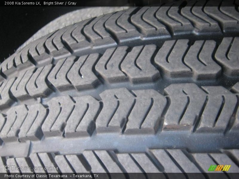 Bright Silver / Gray 2008 Kia Sorento LX