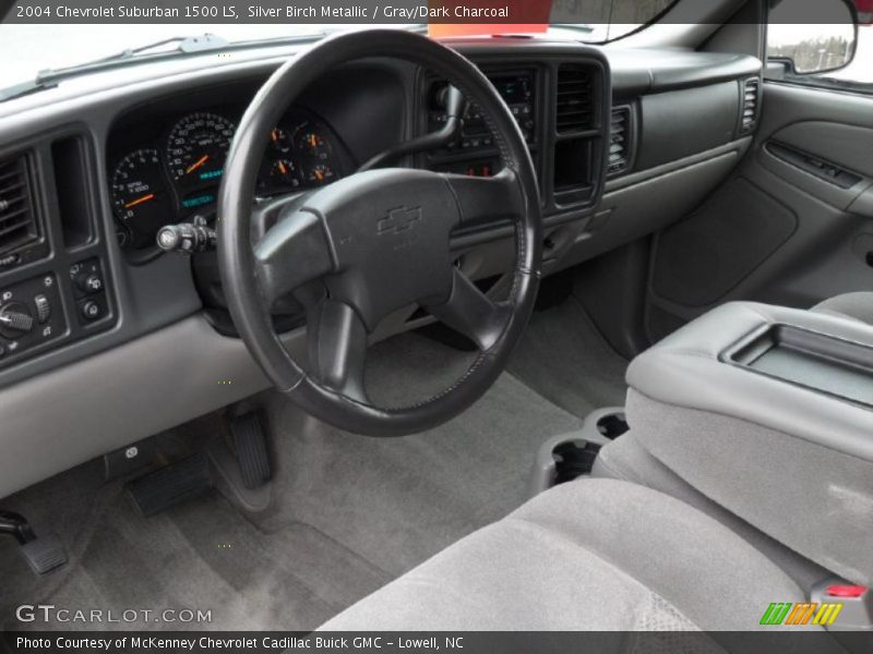 Gray/Dark Charcoal Interior - 2004 Suburban 1500 LS 