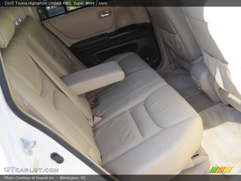 Super White / Ivory 2003 Toyota Highlander Limited 4WD