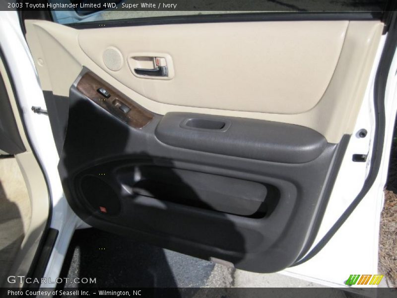 Super White / Ivory 2003 Toyota Highlander Limited 4WD