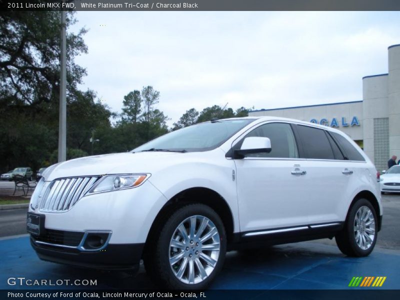 White Platinum Tri-Coat / Charcoal Black 2011 Lincoln MKX FWD