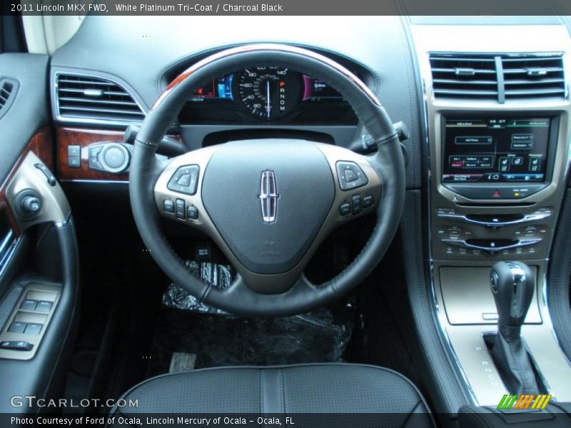 White Platinum Tri-Coat / Charcoal Black 2011 Lincoln MKX FWD