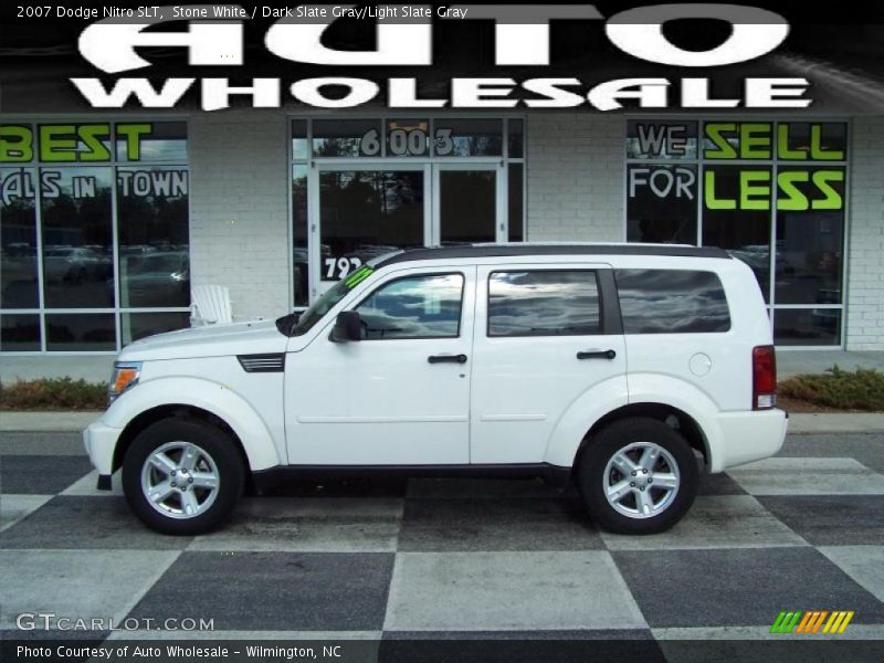 Stone White / Dark Slate Gray/Light Slate Gray 2007 Dodge Nitro SLT