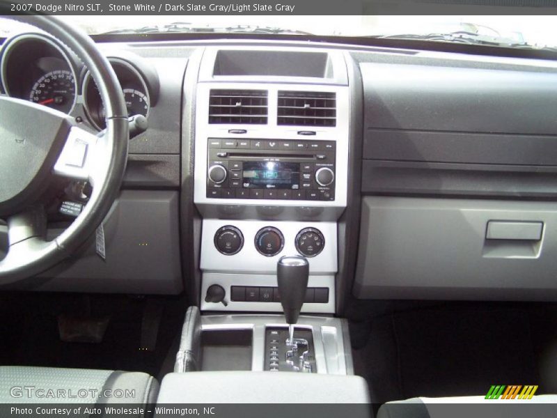 Stone White / Dark Slate Gray/Light Slate Gray 2007 Dodge Nitro SLT