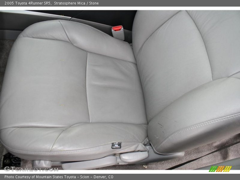 Stratosphere Mica / Stone 2005 Toyota 4Runner SR5