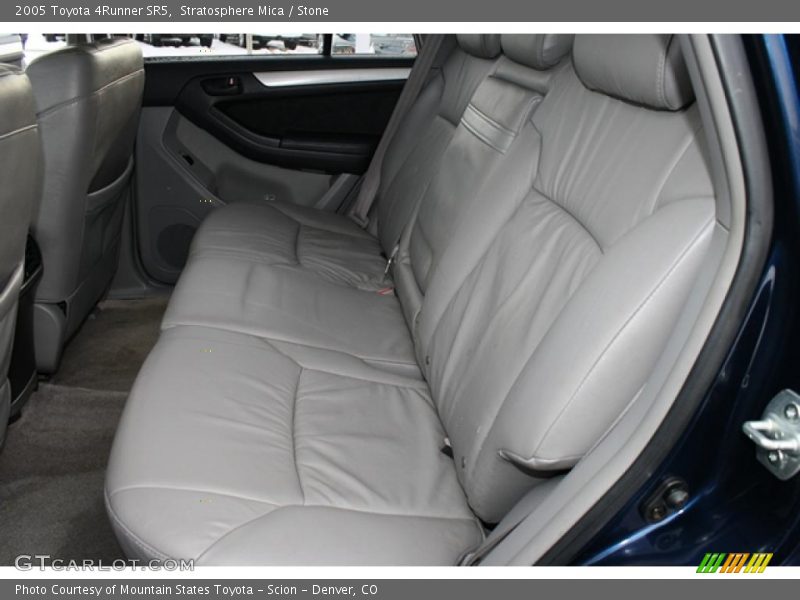 Stratosphere Mica / Stone 2005 Toyota 4Runner SR5