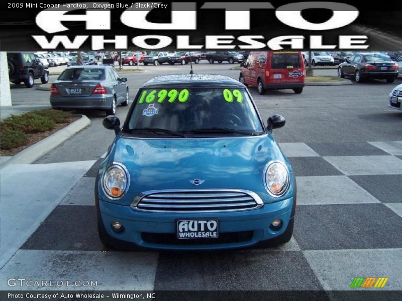 Oxygen Blue / Black/Grey 2009 Mini Cooper Hardtop