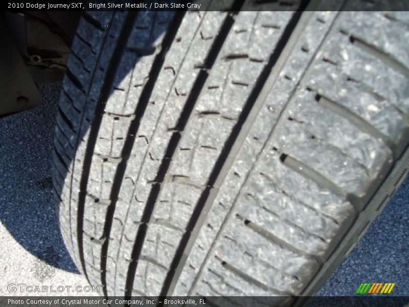Bright Silver Metallic / Dark Slate Gray 2010 Dodge Journey SXT