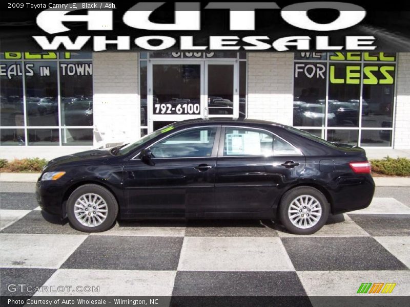 Black / Ash 2009 Toyota Camry LE