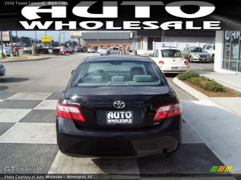 Black / Ash 2009 Toyota Camry LE