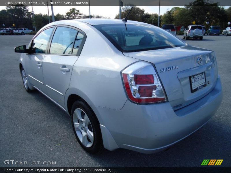 Brilliant Silver / Charcoal 2009 Nissan Sentra 2.0