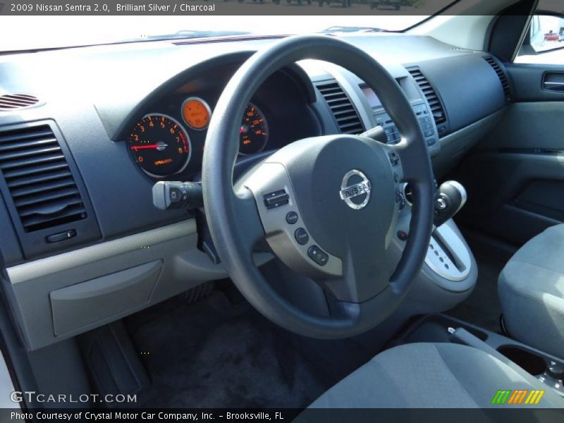 Brilliant Silver / Charcoal 2009 Nissan Sentra 2.0