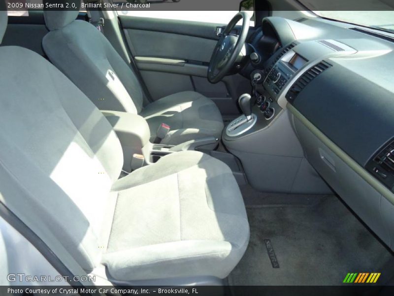 Brilliant Silver / Charcoal 2009 Nissan Sentra 2.0