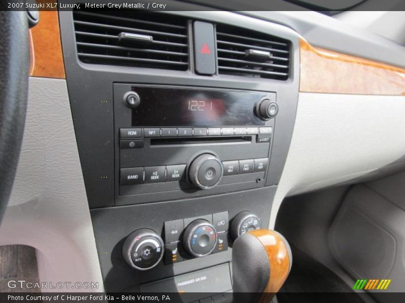 Meteor Grey Metallic / Grey 2007 Suzuki XL7 Luxury