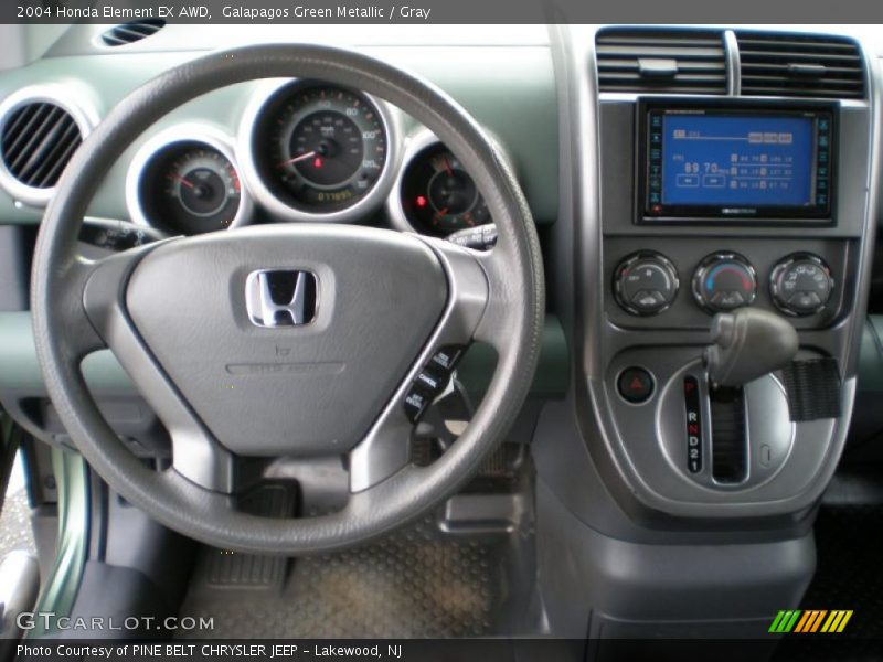 Dashboard of 2004 Element EX AWD