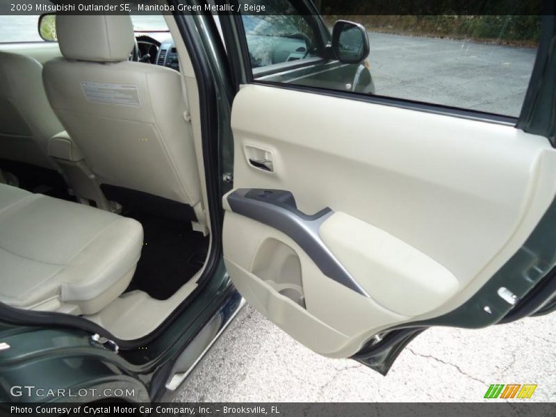 Manitoba Green Metallic / Beige 2009 Mitsubishi Outlander SE